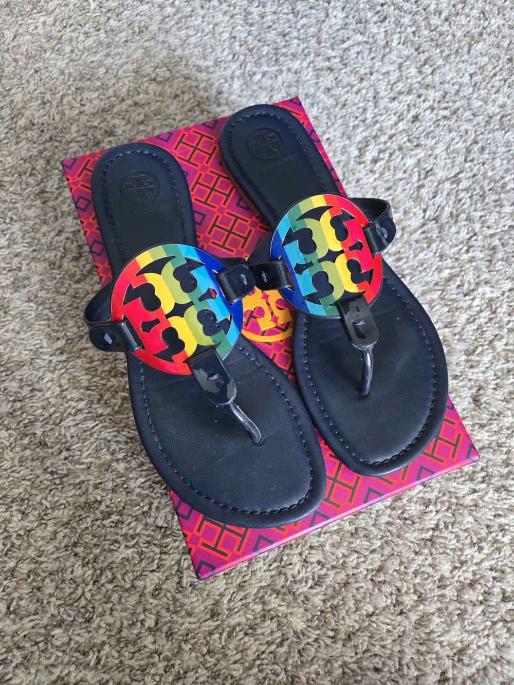 **RARE** Tory Burch Navy Rainbow Sandal Size 8